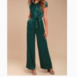 Lulu’s Small Emerald Green jumpsuit